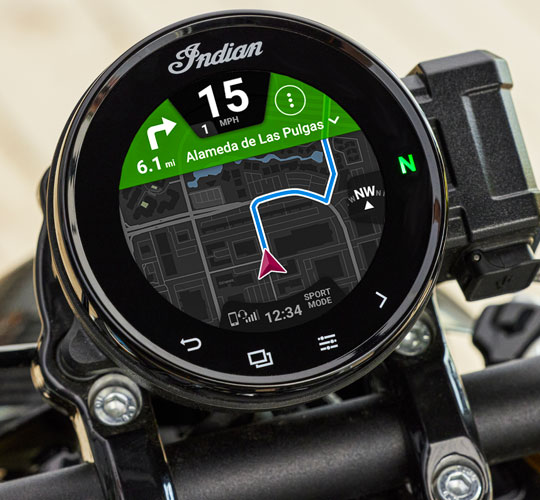 ÉCRAN TACTILE 4″ AVEC SYSTÈME RIDE COMMAND